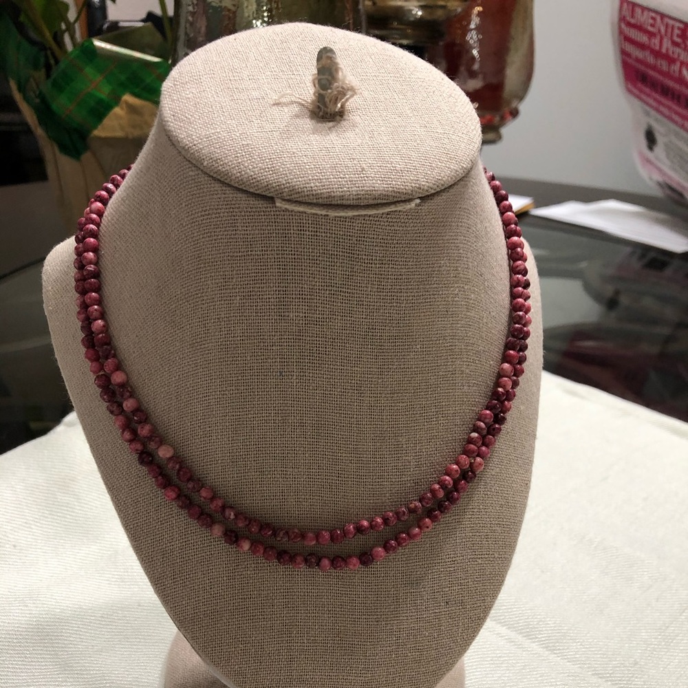 - extra long polished pink agate necklace. 17”Long